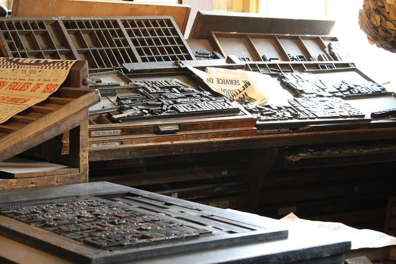 Typesetting letterpress type