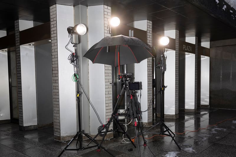 Film set lighting rig