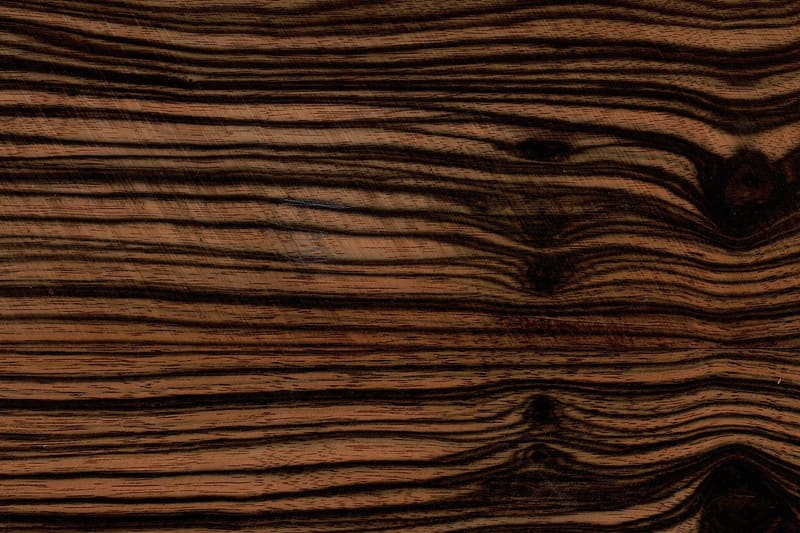 Wood veneer edge grain
