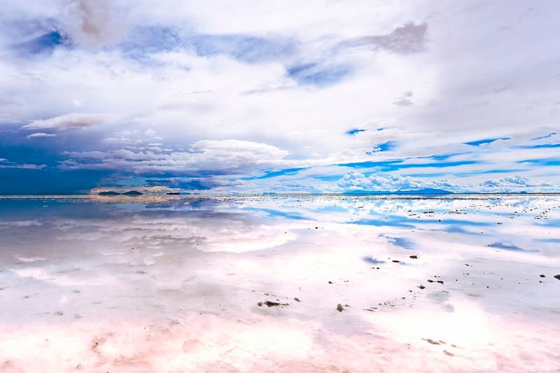 Salar de Uyuni reflection