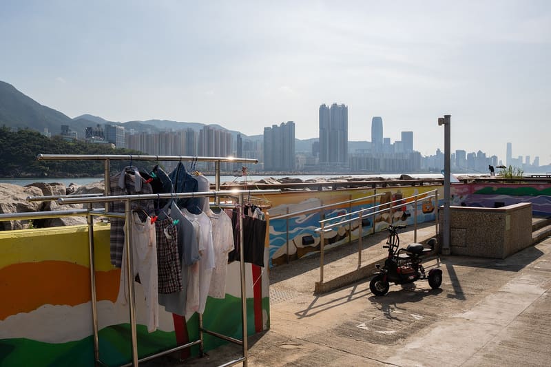 Clothes drying rack